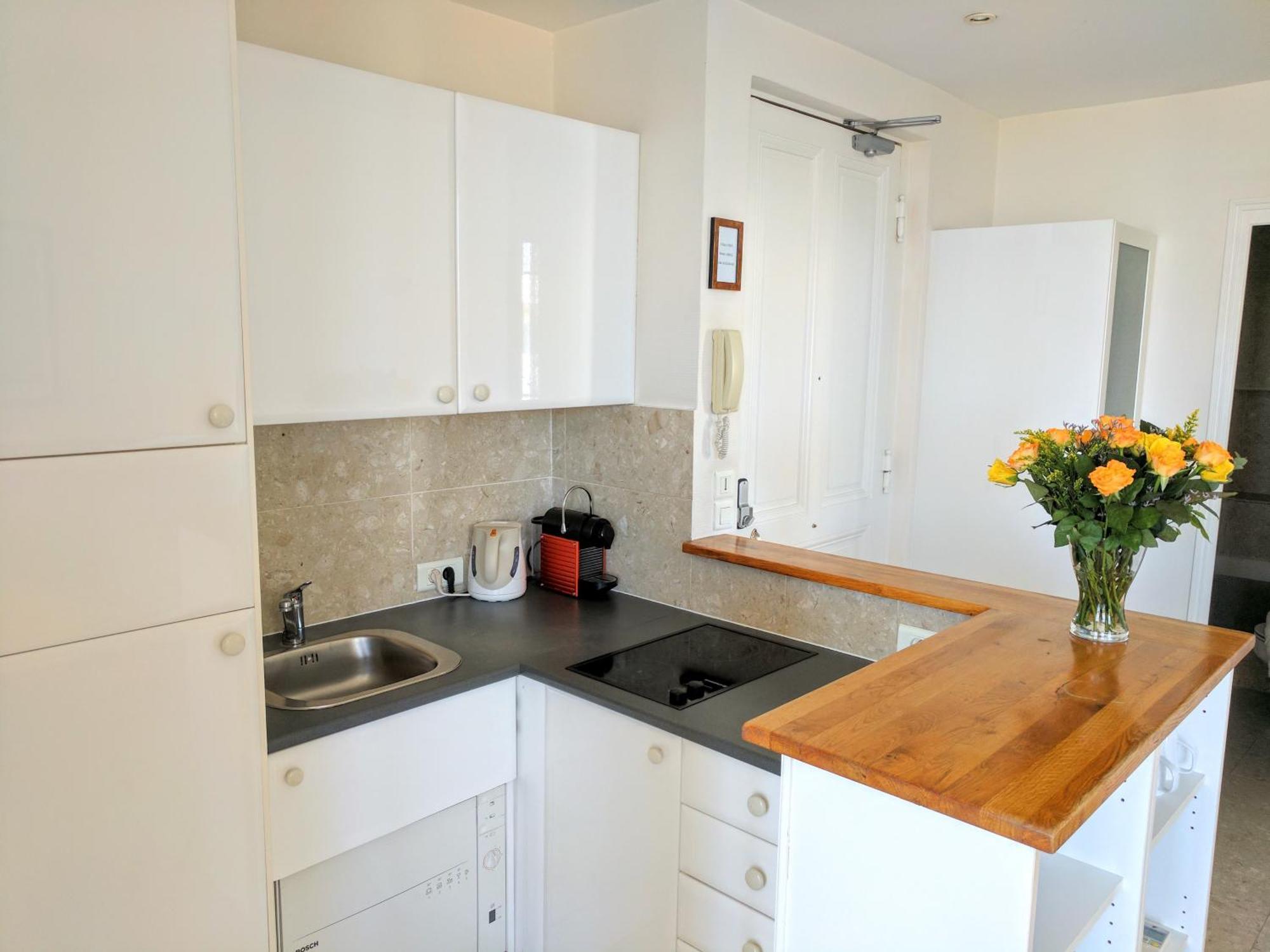 Citilet Louis Blanc 1,2,3 - Three Gorgeous, Open-Plan Apartments Канни Екстер'єр фото